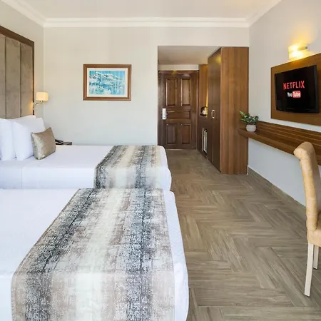 Elite يالِكافاك