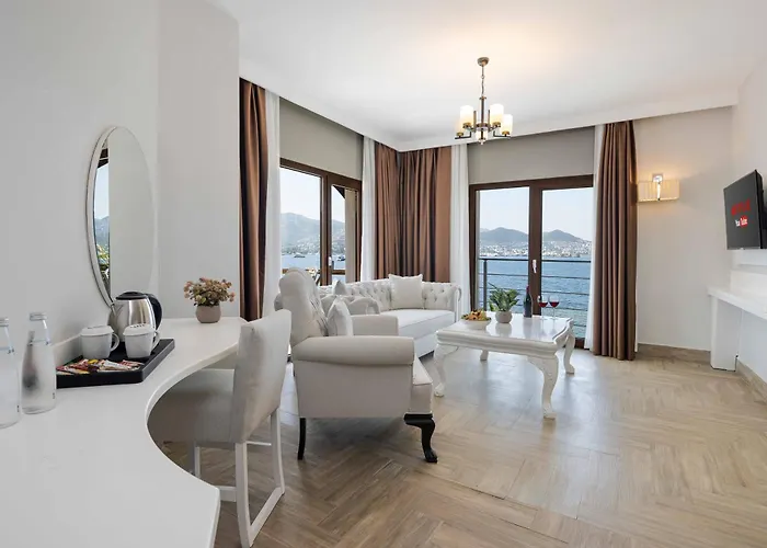Hotel Elite 4*