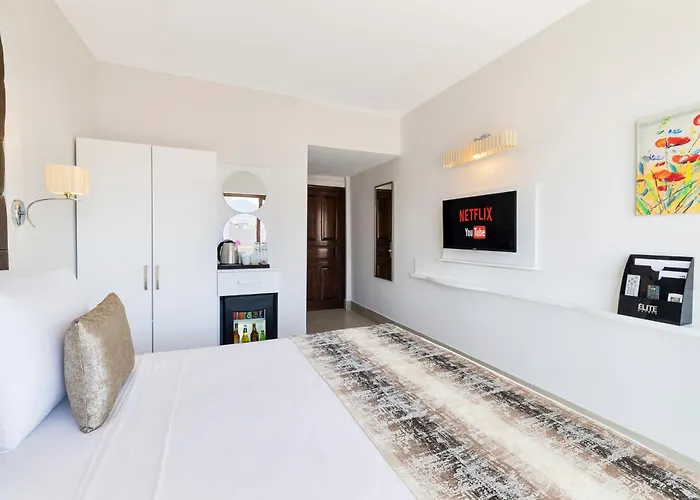 Elite Hotel